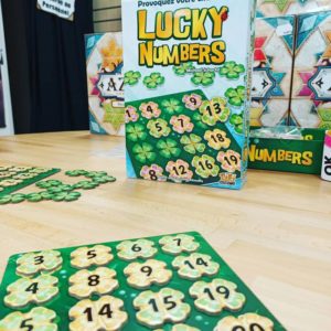 Lucky Numbers 1-4 joueurs, 8+, 20 minutes Dans Lucky Numbers soyer le premier à…
